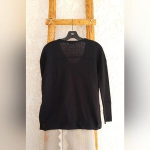 OLIVE SCENT WOMENS SMALL LONG SLEEVE TOP